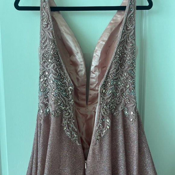 Coya Collection Hand-Beaded Glitter Ball Gown XS – Rose Gold Elegance ✨ - Picture 13 of 15